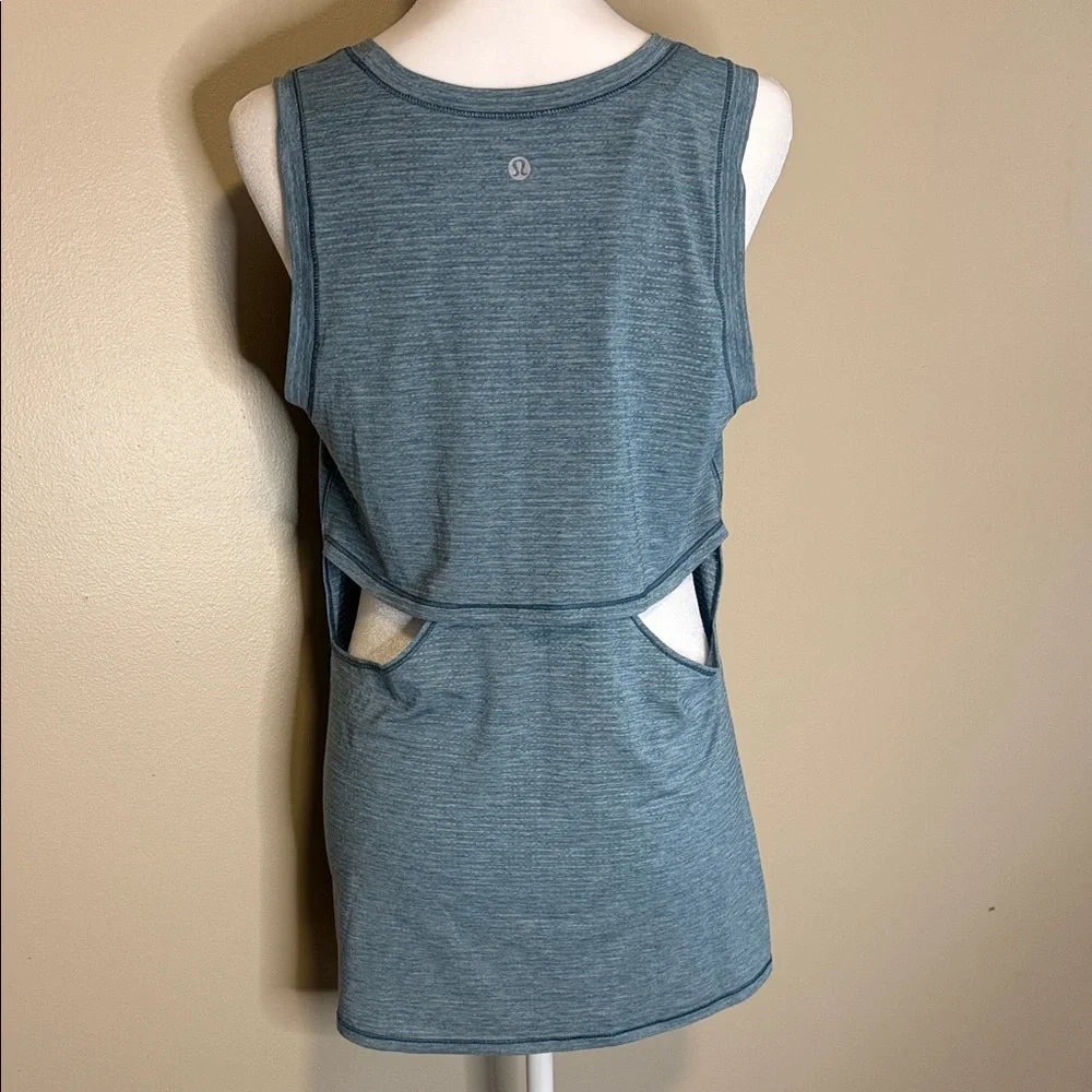 lululemon athletica lululemon size